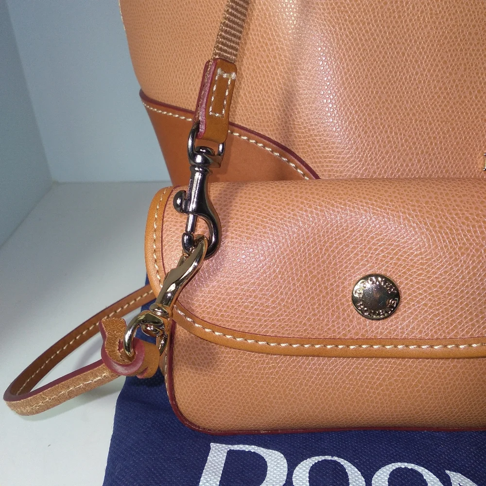 Authentic Dooney & Bourke Shelby Shopper Carmel/Tan Leather Tote and Wallet Set